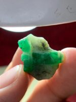 A Glimpse into Nature’s Green Treasure: 20.20ct Emerald Specimen - Image 6