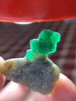 A 34.89-Carat Swat Emerald Specimen — Broad, Sculptural, and Remarkably Expressive - Image 9