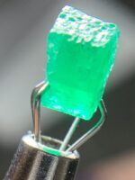 Untouched Beauty: 2.00ct Rough Swat Emerald with Natural Depth and Rich Color - Image 3