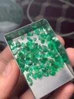 Discovering the Beauty of Panjshir: A 31.80 ct Emerald Lot - Image 6