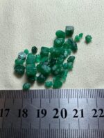 Swat Emerald Treasure: 24.50ct Emerald Rough Lot (5.28 × 7.33 × 6.60 mm) - Image 11