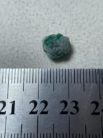 Precision in Green: 3.17 ct Swat Emerald Crystal with Bold Clarity and Structure - Image 4