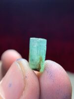 4.15ct Emerald Crystal from Laghman, Afghanistan – Slender and Striking - Image 6