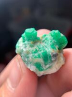 35.45 Carat Swat Emerald Specimen: Collector's Crystal - Image 5