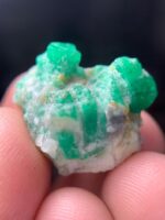 35.45 Carat Swat Emerald Specimen: Collector's Crystal - Image 11