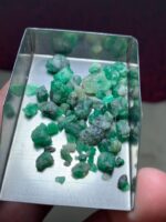 Weight and Color Combined - 40.44 Carat Emerald Rough Lot from Laghman, Afghanistan - Image 7
