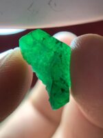 Green Geometry: A 6.24-Carat Emerald Crystal from Swat Valley - Image 4