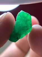 Green Geometry: A 6.24-Carat Emerald Crystal from Swat Valley - Image 5