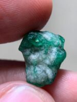 8.06 Carat Emerald Crystal from Swat – Natural Beauty in 15x12x6 mm Dimensions - Image 9