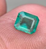 0.30 ct Green Hauyne Gemstone: Fine Jewelry - Image 5