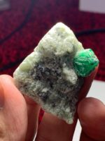 145.90ct Swat Emerald Specimen – Bold Color, Natural Form, Collector’s Quality - Image 9