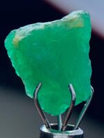 3.53ct Swat Emerald Crystal – Natural Gemstone - Image 4