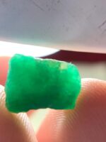 Brilliant 4.85ct Swat Emerald Crystal – Natural Green Beryl from Pakistan - Image 3