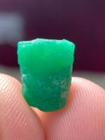 Brilliant 4.85ct Swat Emerald Crystal – Natural Green Beryl from Pakistan - Image 5