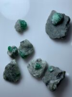 229.20ct Swat Emerald Specimen (34x28x6mm): A Rare Flat-Form Crystal from Pakistan’s Emerald Belt - Image 6