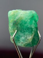 Swat Emerald Crystal – 7.680ct Natural Gemstone - Image 6