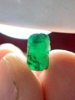1.95ct Swat Emerald Crystal: A Slender Beauty from the Mountains of Pakistan - Image 7