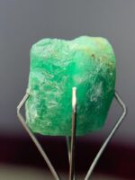 Swat Emerald Crystal – 7.680ct Natural Gemstone - Image 9