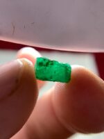 1.95ct Swat Emerald Crystal: A Slender Beauty from the Mountains of Pakistan - Image 9