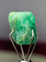 Swat Emerald Crystal – 7.680ct Natural Gemstone - Image 10