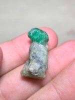 Natural Elegance: 26.94-Carat Emerald Specimen from Swat Valley - Image 3