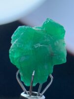 5.10ct Untreated Swat Emerald Crystal: A Remarkable Natural Gem of Exceptional Clarity - Image 3