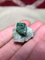 65.25 ct Swat Emerald Specimen: Bold Green Elegance - Image 2
