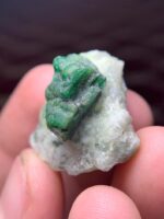 65.25 ct Swat Emerald Specimen: Bold Green Elegance - Image 4
