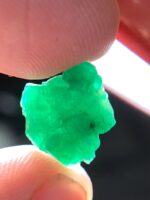 5.10ct Untreated Swat Emerald Crystal: A Remarkable Natural Gem of Exceptional Clarity - Image 7