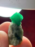 Natural Elegance: 26.94-Carat Emerald Specimen from Swat Valley - Image 9