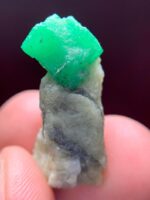 Natural Elegance: 26.94-Carat Emerald Specimen from Swat Valley - Image 10