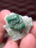 65.25 ct Swat Emerald Specimen: Bold Green Elegance - Image 9