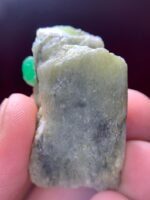The Crown Jewel: 105.80 Carat Emerald Specimen from Swat Valley - Image 9
