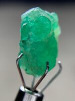 Magnificent 5.83ct Swat Emerald Crystal – A Natural Masterpiece from Pakistan - Image 5