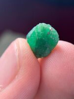 4.015ct Swat Emerald Crystal – Natural Beauty in Precision (10.49 x 8.06 x 6.89mm) - Image 3