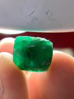 9.10ct Natural Swat Emerald Crystal – Untreated Green Beryl from Pakistan - Image 6