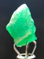 Exploring the Beauty of a 4.05ct Emerald SWAT Crystal (8x9x6mm): A Rare Gemstone from Pakistan - Image 2