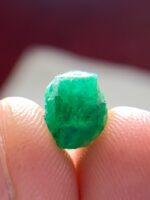 4.70ct Emerald Crystal – Natural Untreated Gemstone - Image 5