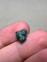 3.25ct Swat Emerald Crystal – Small Natural Gem with Vibrant Hue - Image 9