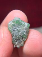 7.80ct Emerald Crystal from Laghman – A Compact Gem with Natural Charm - Image 8