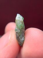 7.80ct Emerald Crystal from Laghman – A Compact Gem with Natural Charm - Image 9