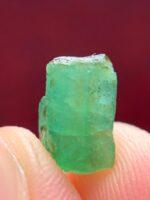 3.10 Carat Natural Emerald Crystal from Swat, Pakistan – Untreated Green Beryl - Image 4