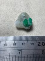 25.80 ct Swat Emerald Specimen – Depth-Rich Natural Crystal Form - Image 8