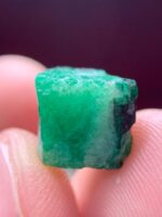 8.65 ct Swat Emerald Crystal (10.93 × 9.13 × 9.07 mm) – Natural Green Vitality from the Mountains of Pakistan - Image 7