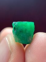 8.65 ct Swat Emerald Crystal (10.93 × 9.13 × 9.07 mm) – Natural Green Vitality from the Mountains of Pakistan - Image 9