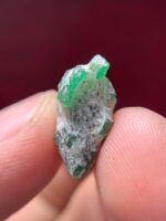 8.45ct Emerald Crystal from Laghman – Natural Elegance in Green - Image 10