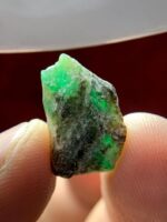 9.45ct Emerald Crystal from Laghman – A Rare and Natural Gem - Image 7