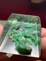 37.90ct Laghman Emerald Rough Lot – Impressive Volume, Natural Brilliance (17.11 x 10.84 x 7.37 mm) - Image 7