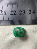7.55ct Natural Swat Emerald Crystal – Untreated Green Beryl from Pakistan - Image 8