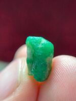 7.55ct Natural Swat Emerald Crystal – Untreated Green Beryl from Pakistan - Image 10